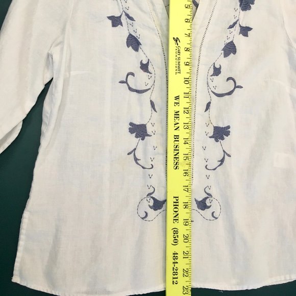 embroidered white linen blouse - Picture 9 of 9